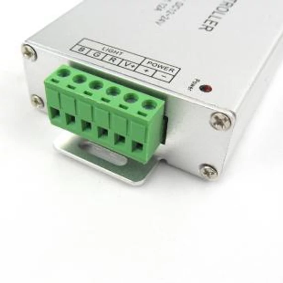 Led szalag vezérlő  RGB-RF 12V/180W, 15A, max.25m (Controller LED RGB-RF)