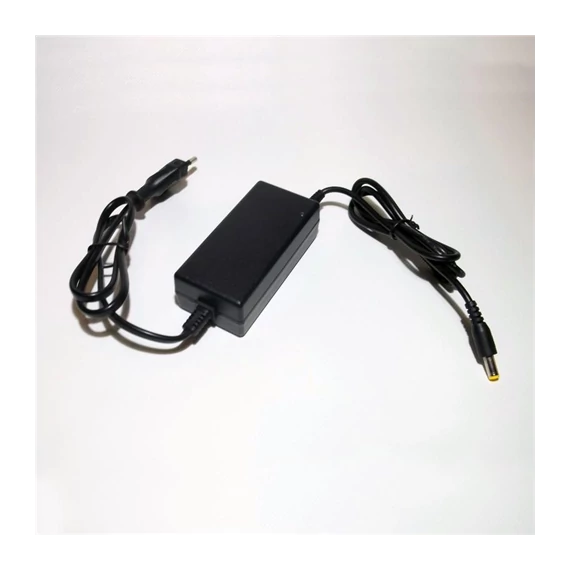 Led trafó 12V 24W 2A dugvillás (CON TR24)